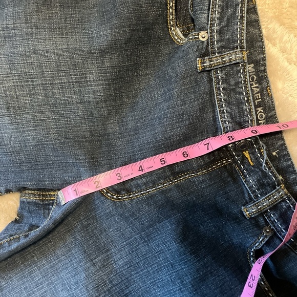 MK Michael Kors Straight Leg Jeans with Contrast Stitching 12 - Picture 3 of 5
